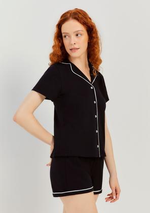Imagem de Pijama Curto Feminino Com Botões