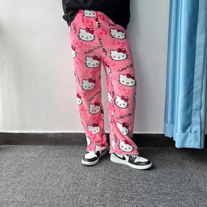 Imagem de Pijama Feminino de Flanela Hello Kitty - Quentinho e Confortável