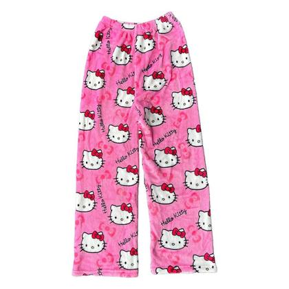 Imagem de Pijama Feminino de Flanela Hello Kitty - Quentinho e Confortável