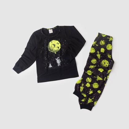 Imagem de Pijama Longo Infantil Menino Preto Blusa e Calça Astronauta Lunar Brilha No Escuro