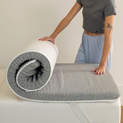 Imagem de Pillow Top Queen Guldi Dream com Espuma D50 Viscoelástica com Alça (5x158x198) Branco e Cinza