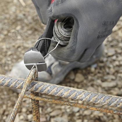 Imagem de Pinças de corte final KNIPEX vermelhas e prateadas 16cm