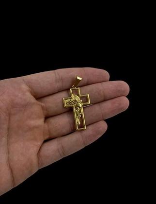 Pingente Banhado a Ouro 10 Milésimos Resina 10cm Dourado - Tojoia18K Imagem de Pingente Banhado a Ouro 10 Milésimos Resina 10cm Dourado