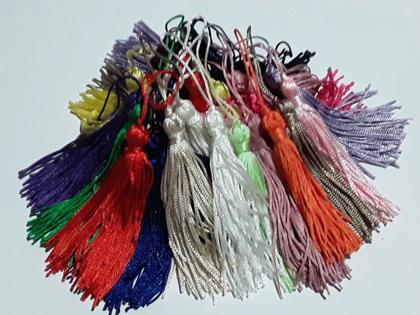 Imagem de PINGENTE DE SEDA TASSEL 8cm - MIX - 50 UNIDADES