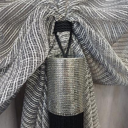 Imagem de Pingente Decorativo Abraçadeira Para Cortina Infinity Glam - Bella Arte