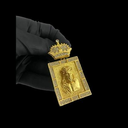 Imagem de Pingente Jesus Cristo Quadrado (g) - Banhado a Ouro 18k