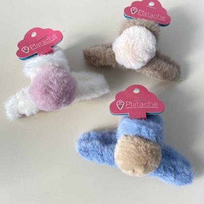 Imagem de Piranha Felpuda com Pompom para Penteado