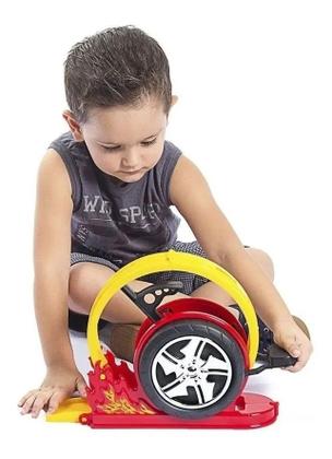 Imagem de Pista Com Carrinho Radical Looping com Lançador de Carro