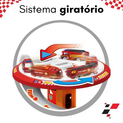 Imagem de Pista de Carrinho Infantil Luz e Som Garagem com 3 Carrinhos Inclusos