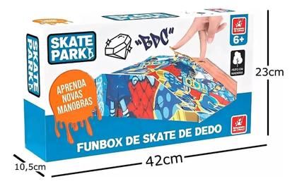 Imagem de Pista De Skate De Dedo Radical Com Rampa Funbox Em Madeira