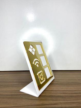 Imagem de Placa De Acrilico Pix Com 3 Qr Code Branco E Dourado Wi Fi
