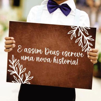 Imagem de Placa de Casamento E Assim Deus Escreve Uma Nova Historia (Amadeirada) - Plaquinha Entrada Noiva Noivo Pajem Dama