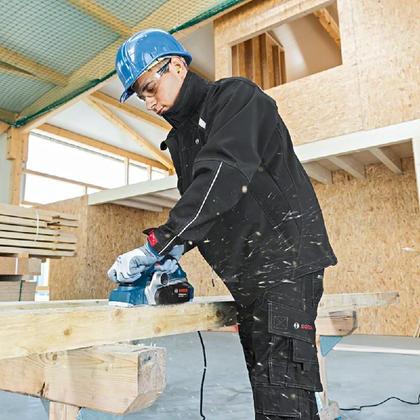 Imagem de Plaina Bosch Gho 26-82 D 710W 127V Com Saco Coletor De Pó