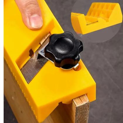 Imagem de Plaina Cortador Refilador Aparador de Fita Borda Curvada 45º MDF Drywall Gesso