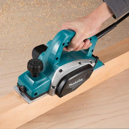 Imagem de Plaina Elétrica 3.1/4" 580W M1902 Makita