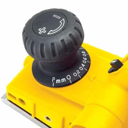 Imagem de Plaina Elétrica 750w Corte De Até 2 Mm Stpp7502 Stanley 220v