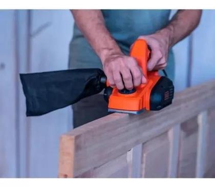 Imagem de Plaina Eletrica 82mm Prof 11mm127V 710W BEW712 Black Decker
