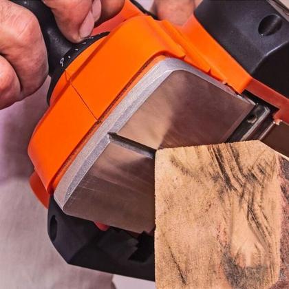 Imagem de Plaina Elétrica Black Decker 3 1/4" (82mm) 710 Watts - 110 Volts