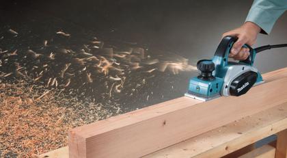 Imagem de Plaina Elétrica Makita 82mm 620W KP0800