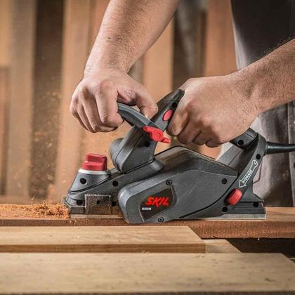 Imagem de Plaina Elétrica Profissional Skil 1555, 550 watts