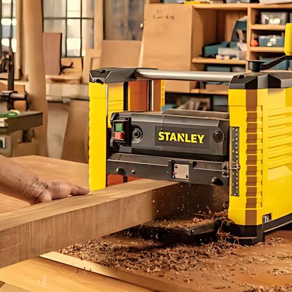 Imagem de Plaina Elétrica Stanley Modelo STP18 220V - Stanley