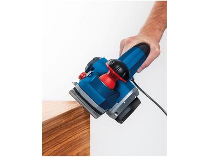 Imagem de Plaina Elétrica Tramontina 850 W 82 mm para Uso Profissional 127 V