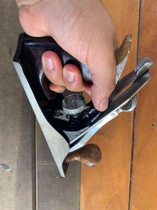 Imagem de Plaina Manual de Aço Profissional Cabo De Madeira Número 4 - Lotus