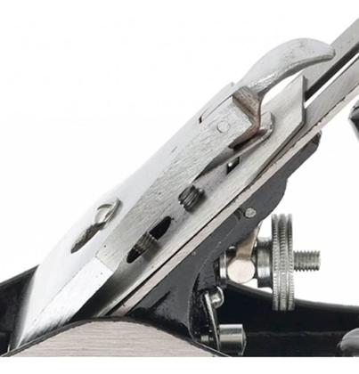 Imagem de Plaina Manual De Metal Profissional 230x52mm Sparta