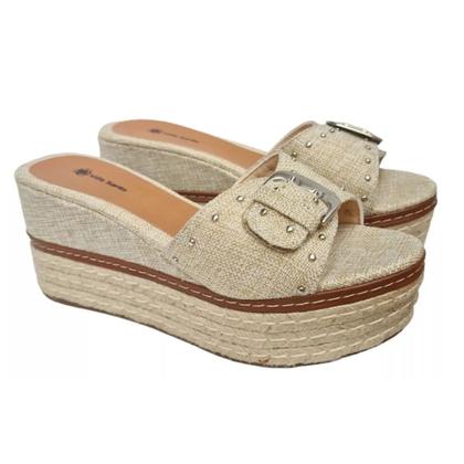 Imagem de Plataforma Tamanco Flatform com Tachinhas Cores Salto Médio