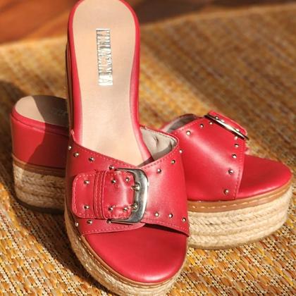 Imagem de Plataforma Tamanco Flatform com Tachinhas Cores Salto Médio