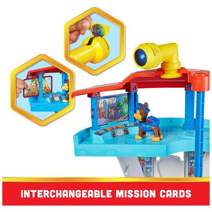 Imagem de Playset Paw Patrol Lookout Tower com lançador de carros de brinquedo e 2 Chase