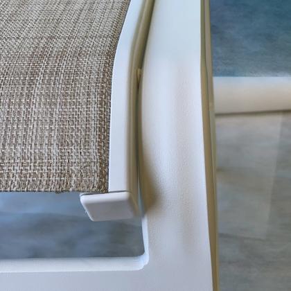 Imagem de Poltrona Cannes para Jardim Alumínio com Tela Branco/Bege Mesclado