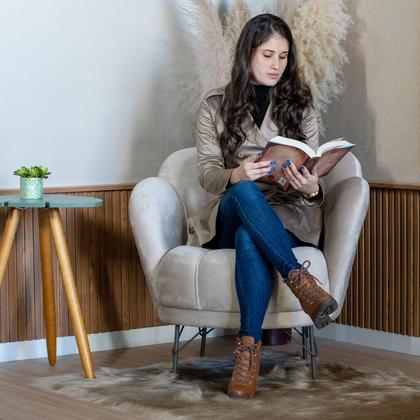 Imagem de Poltrona Flor Premium Pétalas Suede Cinza Pés Em Ferro