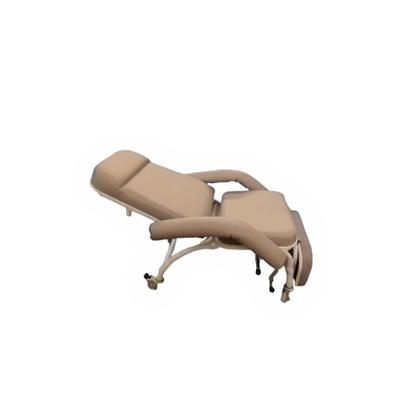 Imagem de Poltrona Hospitalar Descanso Reclinável Com Perneira Independente e Rodízios Bege