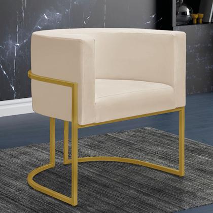 Imagem de Poltrona Nayara com Suporte Dourado