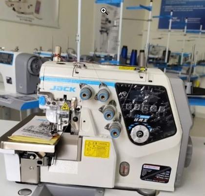 Imagem de Ponto Cadeia Jack -URUS-C7-4-com chip IA- com rodinhas-220v