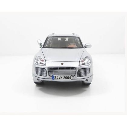 Porsche Cayenne Turbo 1:18 Maisto Prata - Mini Veículos - Magazine