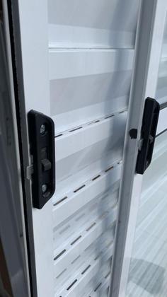 Imagem de Porta Balcão 3 Folhas 210x120 Branco C/Trinco