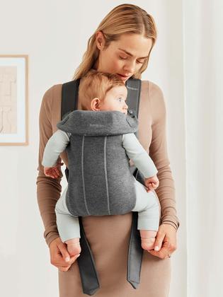 Imagem de Porta-Bebê BabyBjörn Mini 3D Jersey Cinza Escuro