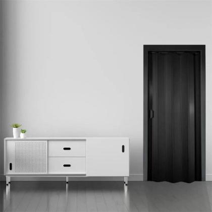 Imagem de Porta sanfonada preta pvc 72cm x 2,10 plasflex multilit