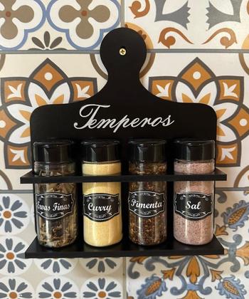 Imagem de Porta Temperos Condimentos MDF kit 04 potes com Tampa Dosadora Suporte e Adesivos