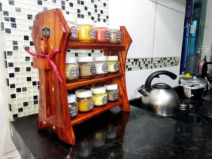 Imagem de Porta Temperos Prático de Balcão com 12 Potes e colher dosadora