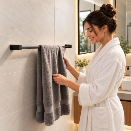 Imagem de Porta Toalha Banheiro 60cm Aço Inox Preto Fosco Linha Paris Black Fixação por Parafusos