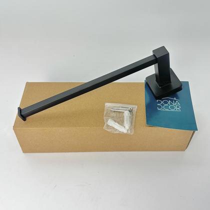 Imagem de Porta Toalha De Rosto Preto Fosco Suporte De Parede Para Toalha De Mão Toalheiro Reto Quadrado Metal Inox Lavabo Banheiro Black Luxo