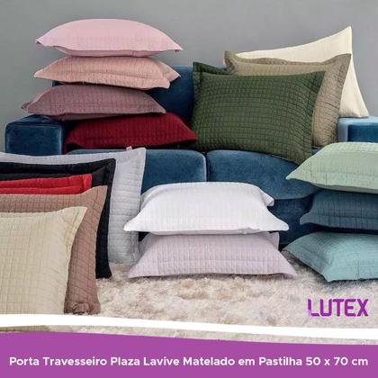 Imagem de Porta Travesseiro Plaza Lavive Percal Matelassê em Pastilha Costurado - Capa com Zíper 50 x 70cm