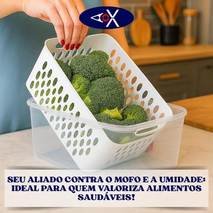 Imagem de Pote Hermético Plástico com Cesto Interno Removível e Tampa Vedação para Geladeira Kit 3 Peças