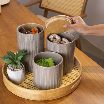 Imagem de Pote zig zag dolomita com tampa de bambu grande 1,5l - Oikos