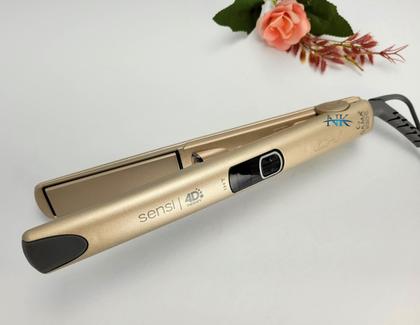 Imagem de Prancha De Cabelo Gama Italy Profissional Cerâmica 450ºf Sensi Chapinha Progressiva Milhões Ions Dourado Bivolt Maleta