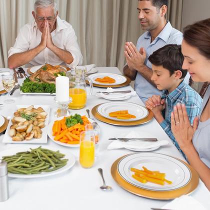 Imagem de Pratos de plástico JOLLY CHEF 25,4 cm, 100 peças, borda prateada, branca