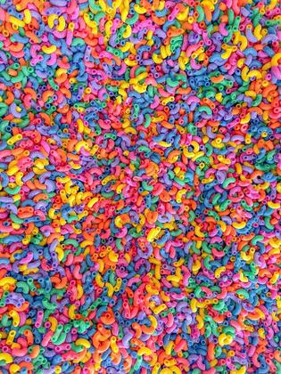 Imagem de Preenchedor sensorial Rainbow Pasta 500 ml para mesa sensorial